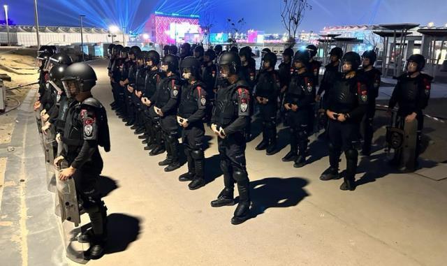 Bakan Soylu, Dünya Kupası için Katar'a gönderilen polislerin fotoğraflarını paylaştı