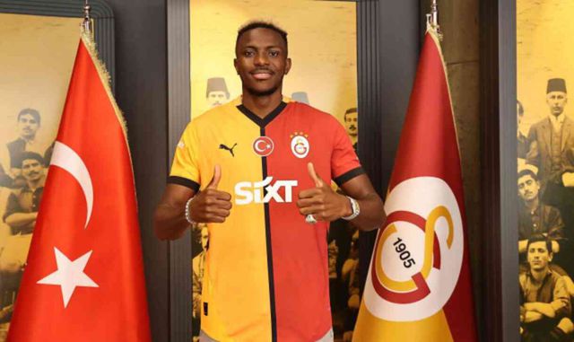 Victor Osimhen resmen Galatasaray'da! İşte kazanacağı para