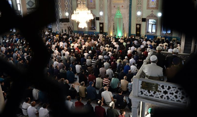 Konya bayram namazı saat kaçta 2025? Kurban Bayramı namaz vakti ne zaman? Diyanet il il Kurban Bayramı namaz saatleri!