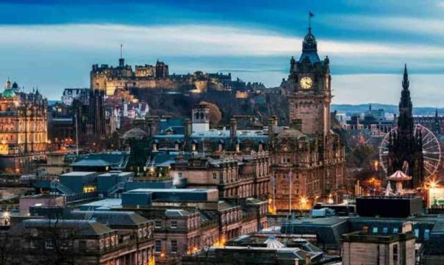 Edinburg nerede? Edinburg'da nerede kalınır?