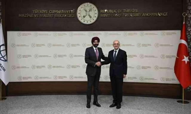 Hazine ve Maliye Bakanı Mehmet Şimşek, Dünya Bankası Grubu Başkanı Ajay Banga ile görüştü