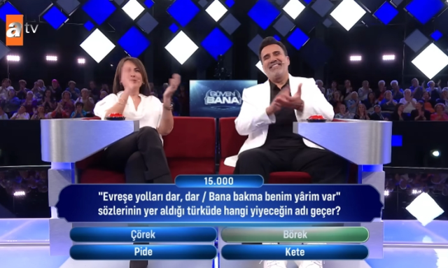 'Evreşe yolları dar, dar / bana bakma benim yârim var' sözlerinin yer aldığı türküde hangi yiyeceğin adı geçer?