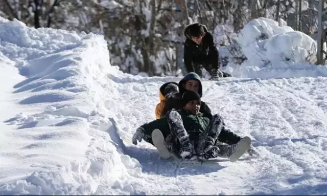 Aralarında İstanbul ve Ankara da var! Çok sayıda kentte eğitime kar arası