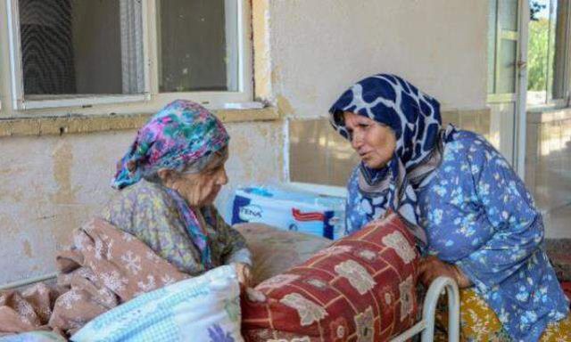 Milyonların yüreğini yakan fotoğraftaki kadın Alzheimer hastası çıktı! Evinin yandığını bile bilmiyor