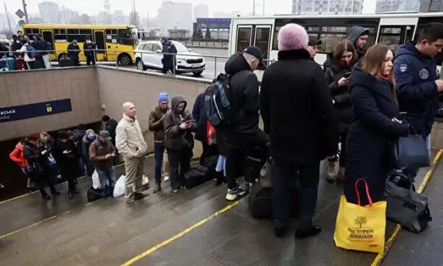 İşgalin 18. gününde korkunç saldırı! Rusya Kiev'den tahliye edilen sivilleri vurdu, 7 kişi hayatını kaybetti