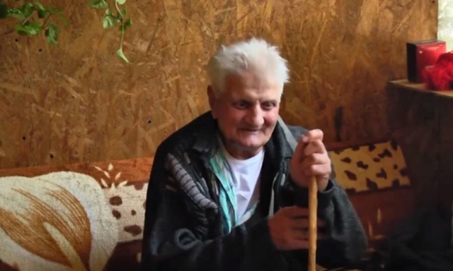 Kaybolduktan 30 yıl sonra aynı kıyafetlerle geri döndü