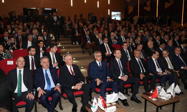 Dr. Ekrem Teymur: Bakanlık bünyesinde 'Enerji İçin Yapay Zeka' adında bir Ar-Ge merkezi kurulmalı