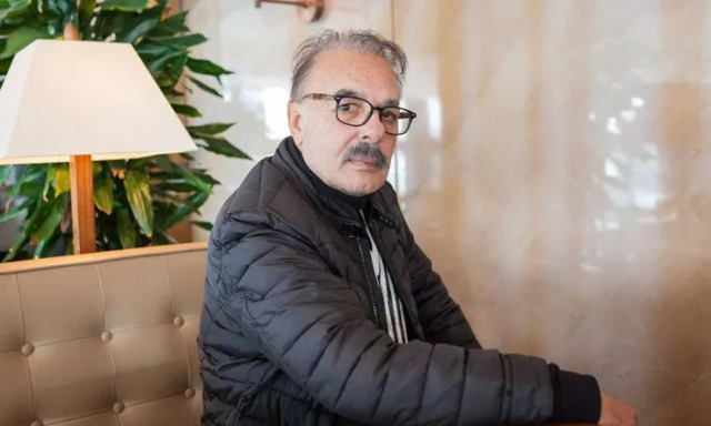 Ferdi Tayfur'un mezarı başında çekilen fotoğraf torununu çıldırttı: Hepiniz yalancısınız