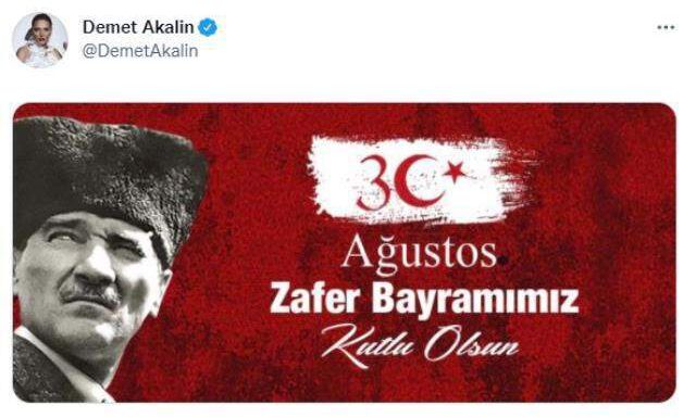 Ünlü isimlerden 30 Ağustos Zafer Bayramı paylaşımları