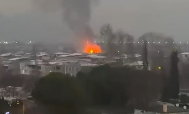 Bursa'da ahşap palet fabrikasında yangın paniği