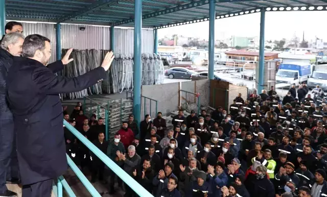 Yüreğir Belediyesi'nde işçilere yüzde 52.6 zam