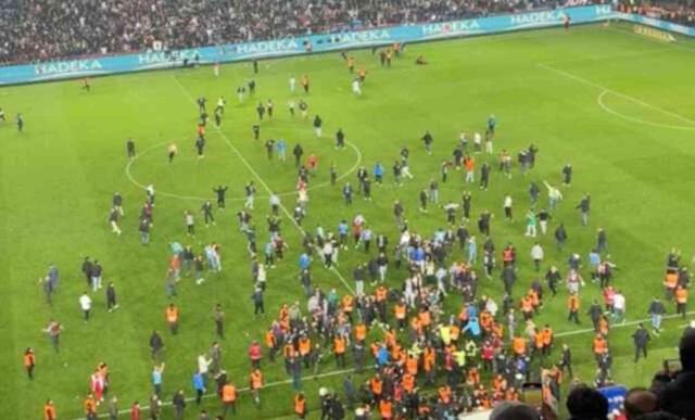 Fenerbahçe ligden çekildi mi? Fenerbahçe ligden çekilecek mi, neden çekiliyor?