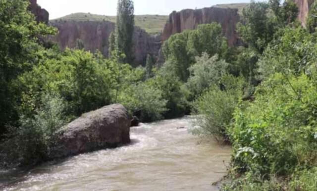Ihlara Vadisi nerede? Ihlara Vadisi hangi şehirde, ilde? Ihlara Vadisine nasıl, nereden gidilir?