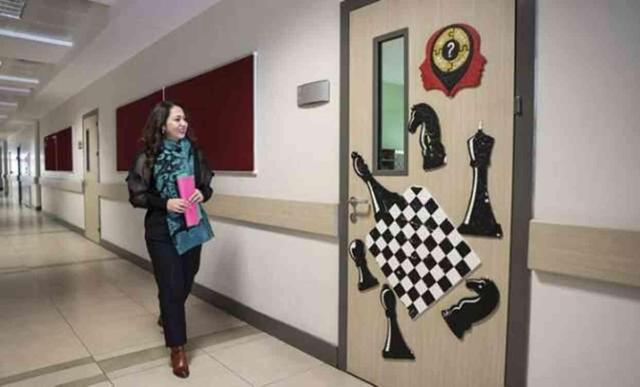 İNGİLİZCE ÖĞRETMENLİĞİ ATAMA PUANLARI 2024! İngilizce öğretmenliğine kaç kişi atanacak ve atama puanı kaç olacak?