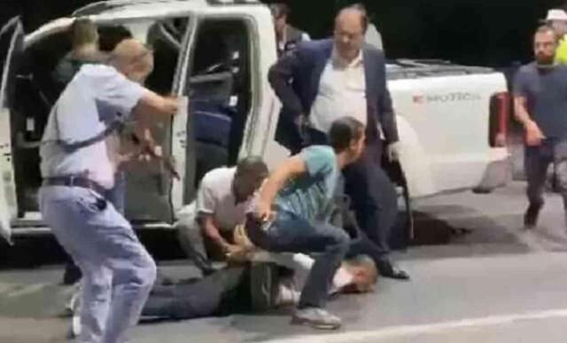 Ayhan Bora Kaplan duruşmada polislerin dışarı çıkarılmasını istedi