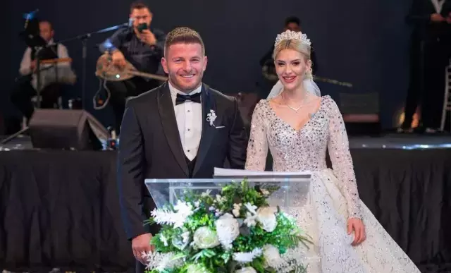 İlayda Şeker kızının uyku sorunu için takipçilerinden yardım istedi