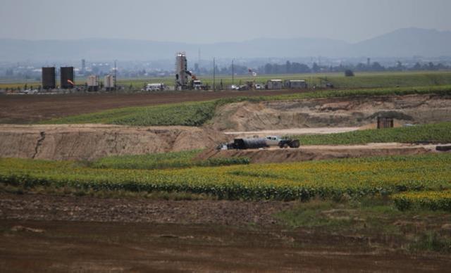 Daha önce yabancı şirketin 'Petrol yok' diyerek kapattığı kuyudan petrol fışkırdı