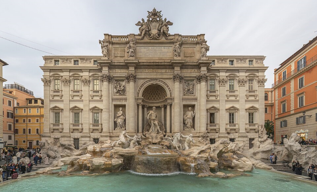 Artık Roma'daki Aşk Çeşmesi'ne para atmak da parayla