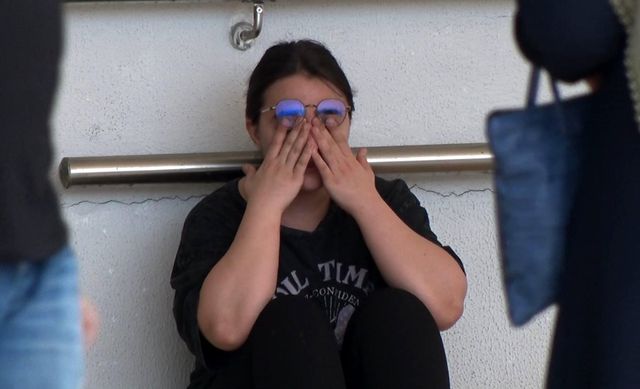 TYT sınavına geç kalanlar gözyaşlarına boğuldu