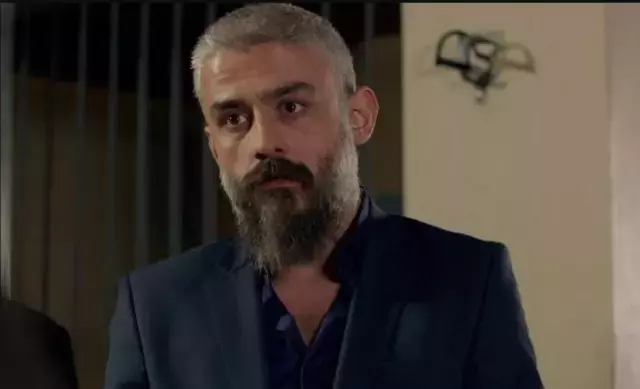 Acı haberi alan ünlü oyuncular Kanbolat Görkem Arslan'ın evine koştu