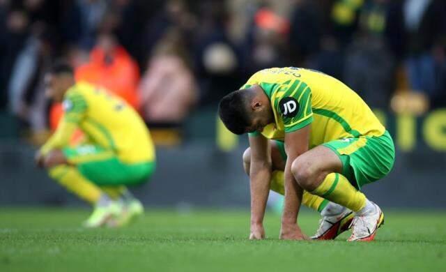 Ozan Kabak'a olay eleştiri: Bu çocuk kendini Zidane sanıyor, aptalca hataları bırakmalı