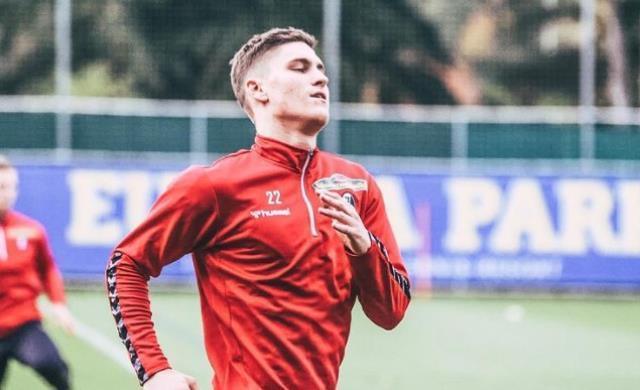 Fenerbahçe'nin ilk transferi Szalai'nin kankası çıktı! Kulübün paylaşımına alev attı