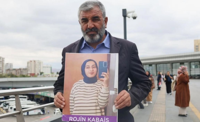 Cinayet ihtimalini güçlendirecek sözler! Rojin Kabaiş'in babası gassal ile konuşmasını anlattı