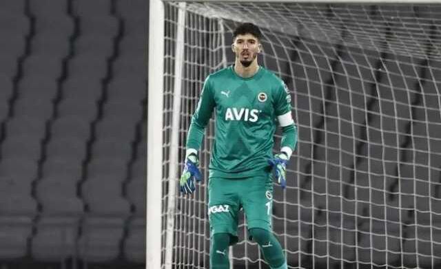Fenerbahçe hafta başı son kararı verecek! Altay Bayındır ile ilgili acı gerçek ortaya çıktı