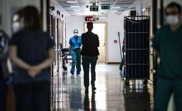 Kapanma olacak mı? Eris varyantı nedeniyle tekrar kapanma olur mu? Fahrettin Koca açıkladı!