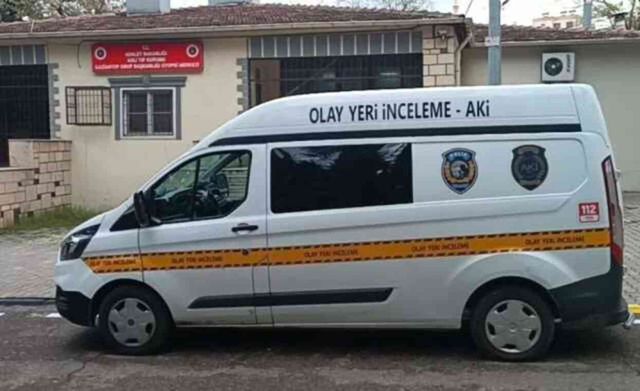 14 yaşındaki kız çocuğu, madde bağımlısı olan babasını uykudayken bıçaklayarak öldürdü