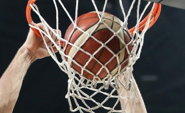 Basketbol kaç set oynanır?