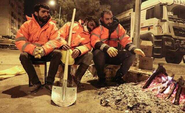 Diyarbakır'daki arama kurtarma çalışmalarında çekilen fotoğraf yürek burktu