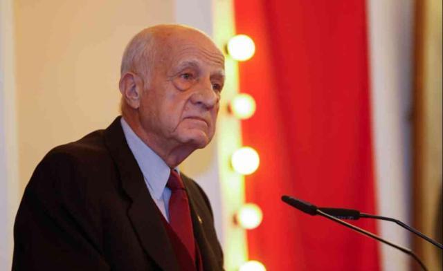 İnan Kıraç kimdir? İnan Kıraç kaç yaşında ve nereli? İş insanı İnan Kıraç'ın hayatı…