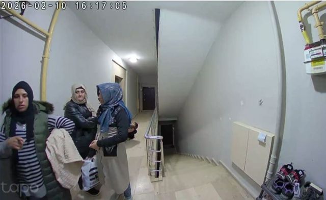 Yaptıkları rezilliği kimse görmüyor sandılar ama kamera kayıttaydı