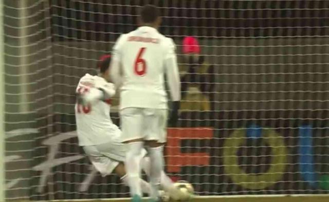 Hakan Çalhanoğlu'nun penaltı golü neden iptal oldu?