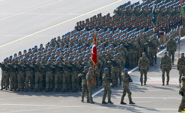 Karabağ Zaferi'nin yıl dönümünde tarihi görüntüler! Erdoğan ve Aliyev'i Türk F-16'larını böyle izledi
