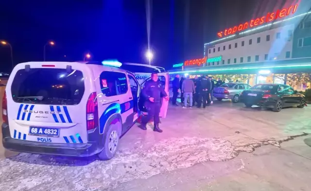 Aksaray'da Alkollü Şahıslara Polis Müdahalesi