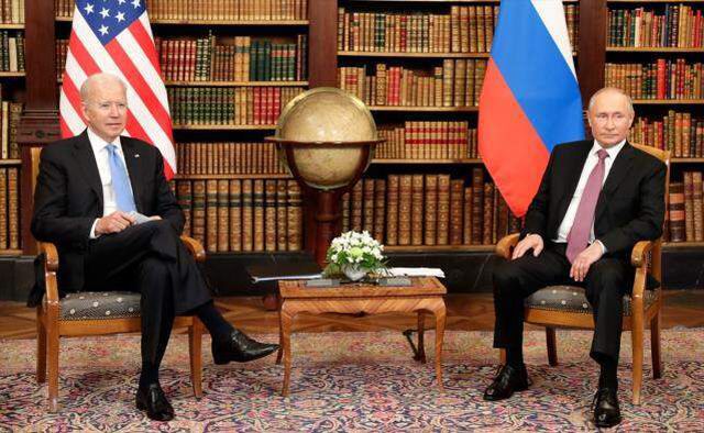 Tam 12 dakika bekletti! Tüm gözlerin çevrildiği Biden-Putin görüşmesi başladı