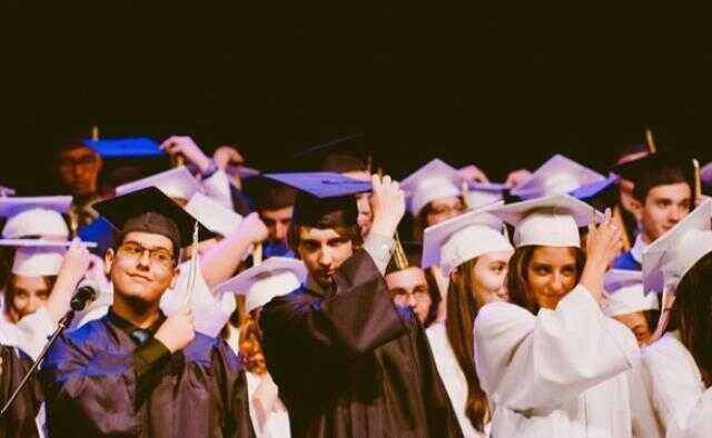 Rüyada üniversiteye gitmek ne anlama gelir? Rüyada arkadaşla aynı üniversiteye gitmek nedir? Rüyada eski üniversiteye gitmek ne demek?