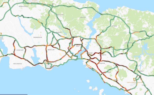 İstanbul'da haftanın ilk günü yoğun trafik -2