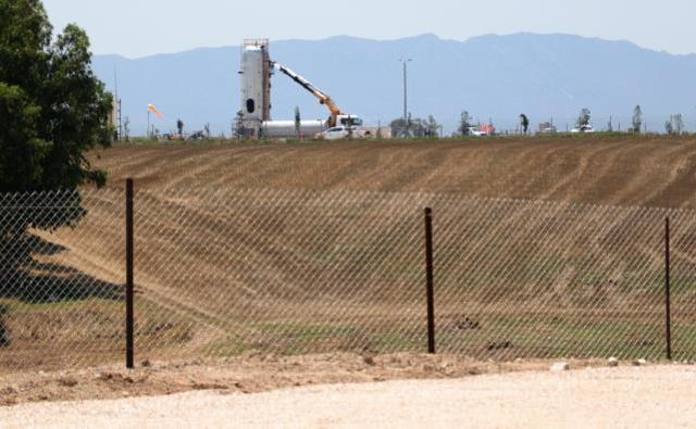 Daha önce yabancı şirketin 'Petrol yok' diyerek kapattığı kuyudan petrol fışkırdı