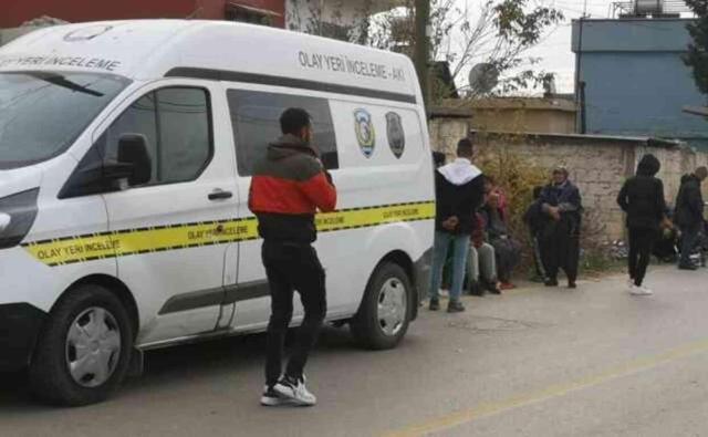 Tarsus'ta korkunç olay! 7 aylık hamile karısını satırla öldürüp torununu alıp kaçtı