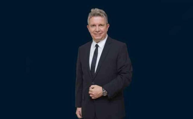 Erdoğan Arıkan kimdir? TRT Spor sunucusu ve spiker Erdoğan Arıkan kimdir, kaç yaşında, nereli, mesleği ne? Hayatı ve biyografisi!