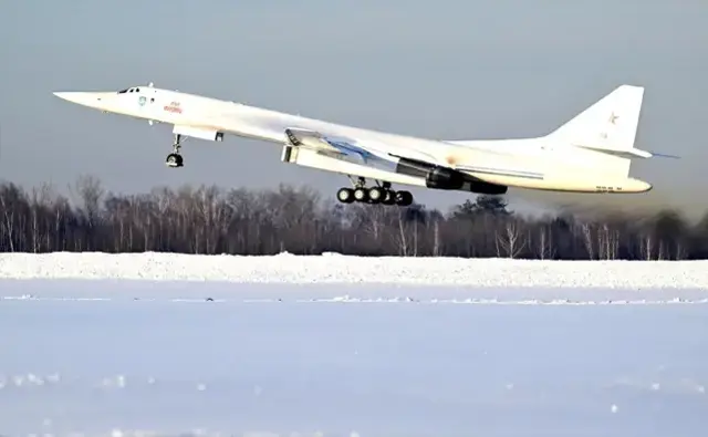 Putin, Rus stratejik bombardıman uçağı ile uçuş gerçekleştirdi