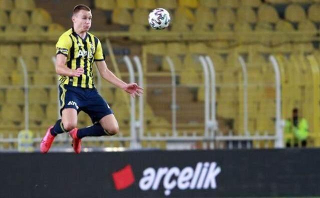 Macaristan Teknik Direktörü Rossi, Szalai'ye Fenerbahçe'den ayrılmasını tavsiye etti