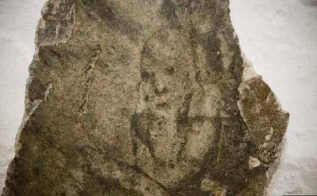 Evin mutfağındaki Hz. İsa görüntüsü tüyler ürpertti! Sildikçe kendisini yeniliyor