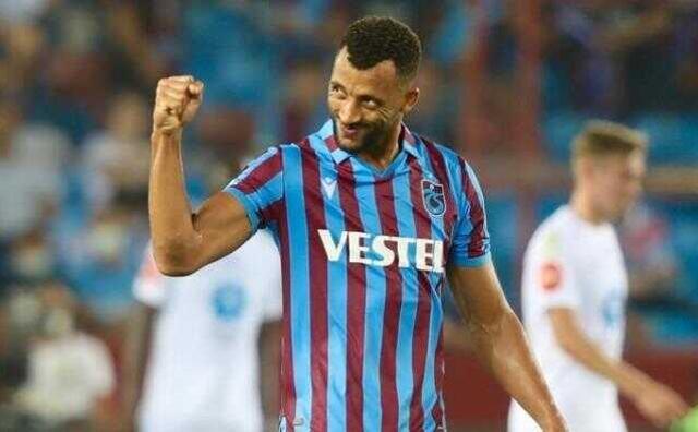 Trabzonspor'un yıldızına iki teklif var! Eski takımı da geri istiyor