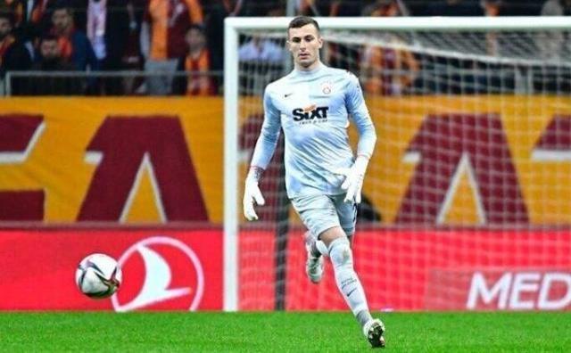 Muslera mı Pena mı? Barcelona maçında Galatasaray'ın kalesini kimin koruyacağı belli oldu