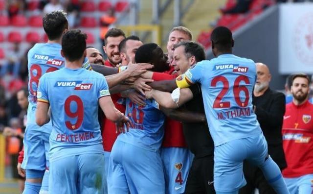 Konyaspor'a Rize'de soğuk duş! Fenerbahçe için artık Galatasaray maçı bir derbiden fazlası