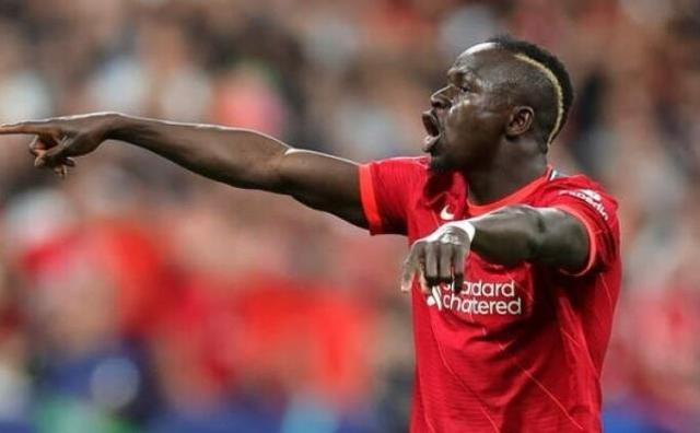 Sadio Mane, Bayern Münih formasını giydi! İşte yıldız futbolcunun bonservis bedeli